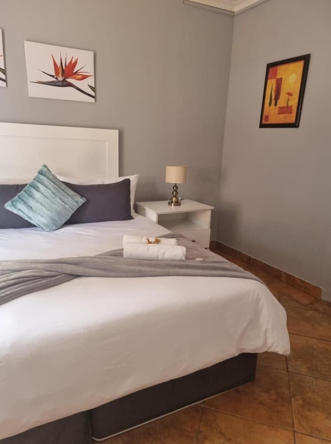 Stay At Home Airport Lodge Kempton Park Buitenkant foto