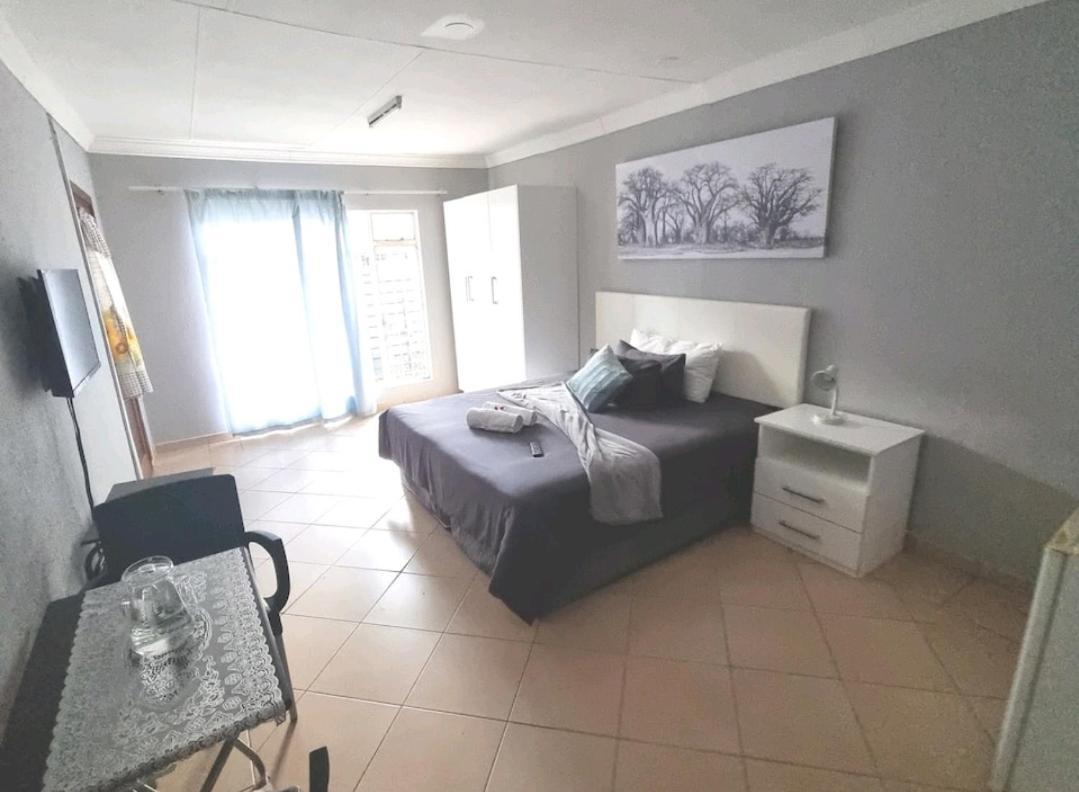 Stay At Home Airport Lodge Kempton Park Kamer foto