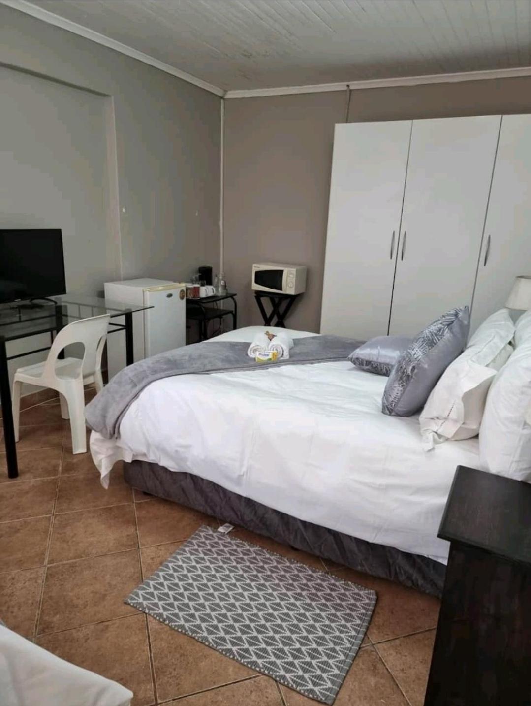 Stay At Home Airport Lodge Kempton Park Kamer foto