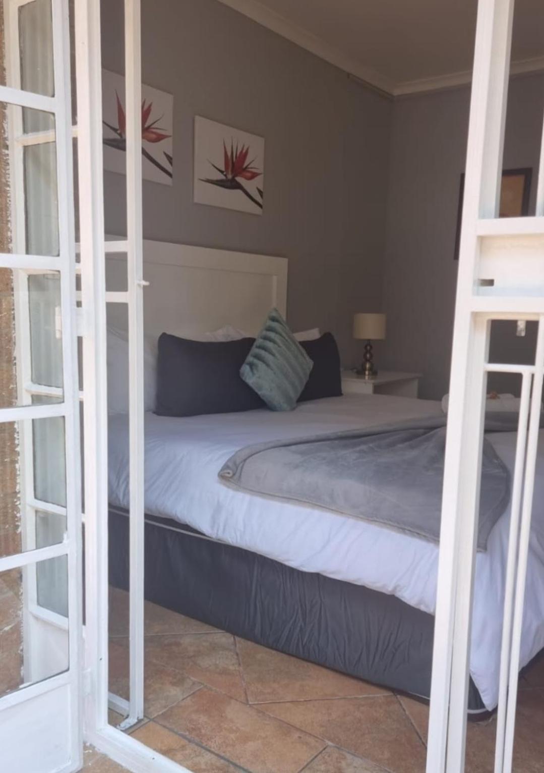 Stay At Home Airport Lodge Kempton Park Kamer foto